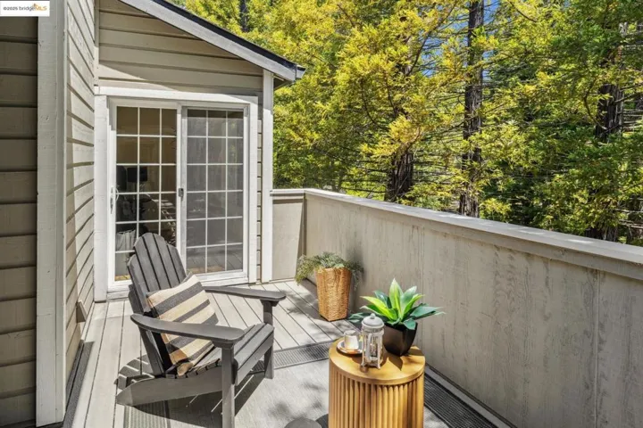 480 Canyon Oaks Dr G, Oakland, California 94605