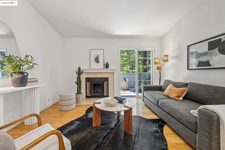 480 Canyon Oaks Dr G, Oakland, California 94605