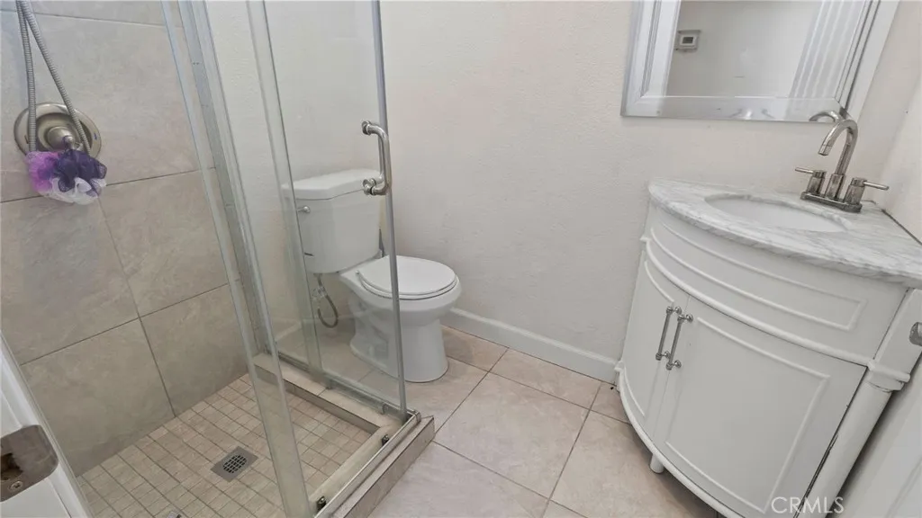 8035 Santa Rita Street, Corona, California 92881 home-pic-18