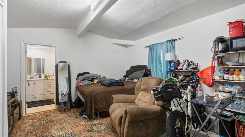 8035 Santa Rita Street, Corona, California 92881 home-pic-25