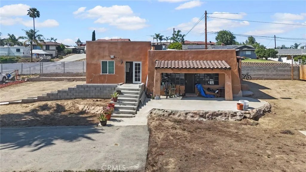 8035 Santa Rita Street, Corona, California 92881 home-pic-1