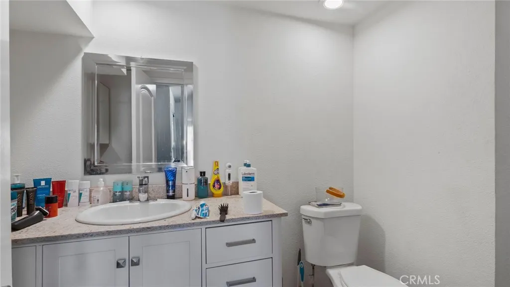 8035 Santa Rita Street, Corona, California 92881 home-pic-21