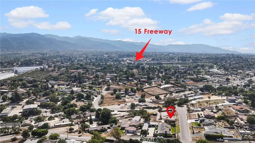 8035 Santa Rita Street, Corona, California 92881 home-pic-36