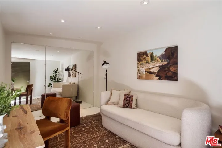 Detached Studio