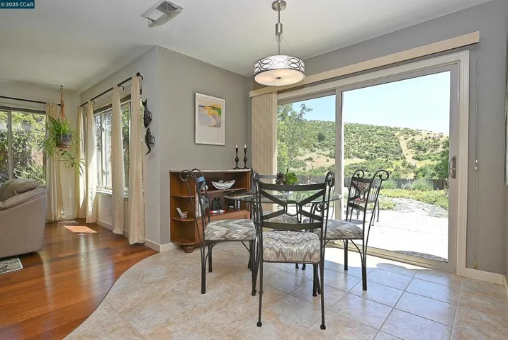 594 Morning Glory Dr, Benicia, California 94510
