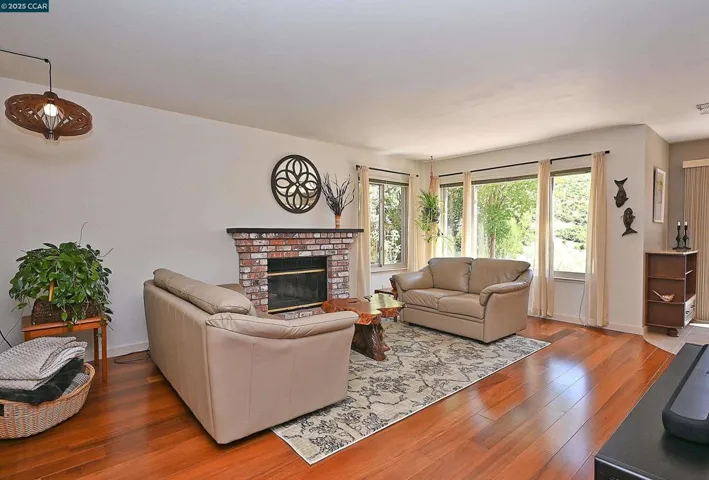 594 Morning Glory Dr, Benicia, California 94510