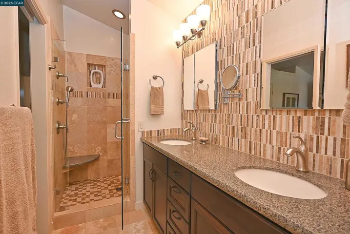 594 Morning Glory Dr, Benicia, California 94510