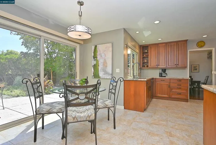 594 Morning Glory Dr, Benicia, California 94510