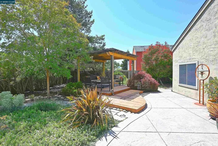 594 Morning Glory Dr, Benicia, California 94510