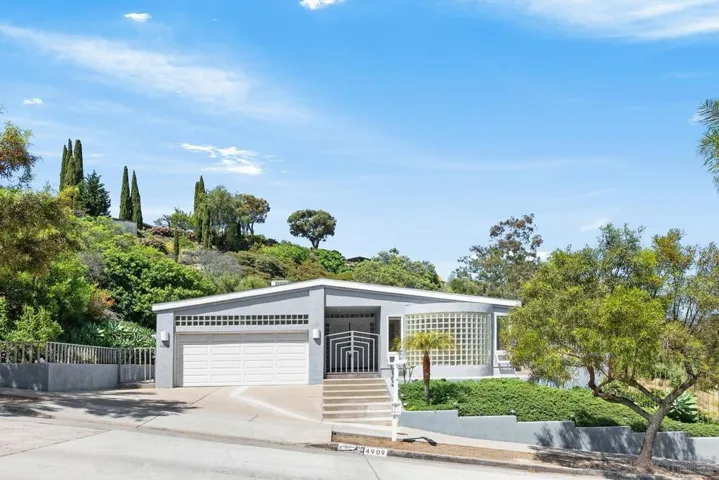 4909 Pacifica Dr, San Diego, California 92109