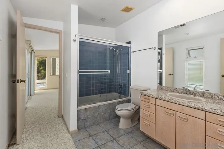 4909 Pacifica Dr, San Diego, California 92109