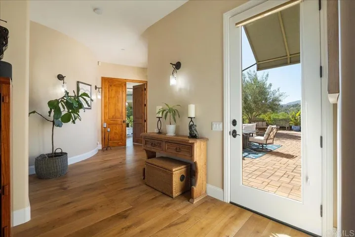 29861 Kirsten Lane, Vista, California 92084