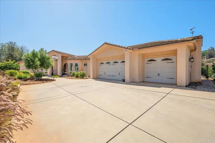 29861 Kirsten Lane, Vista, California 92084