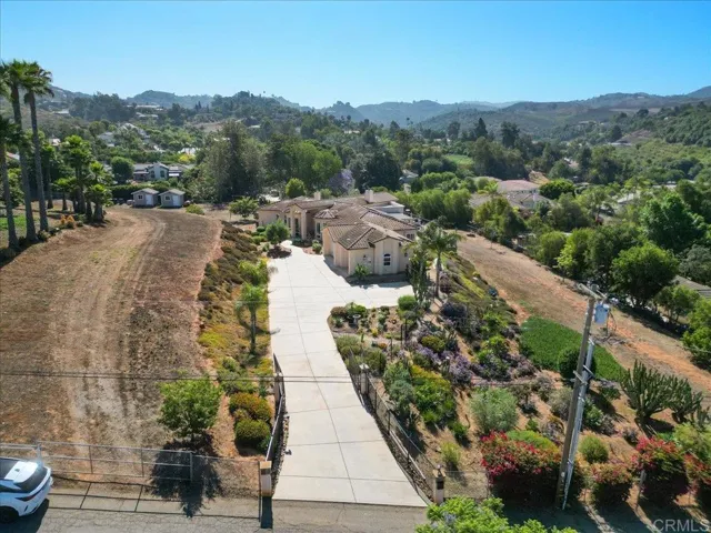 29861 Kirsten Lane, Vista, California 92084