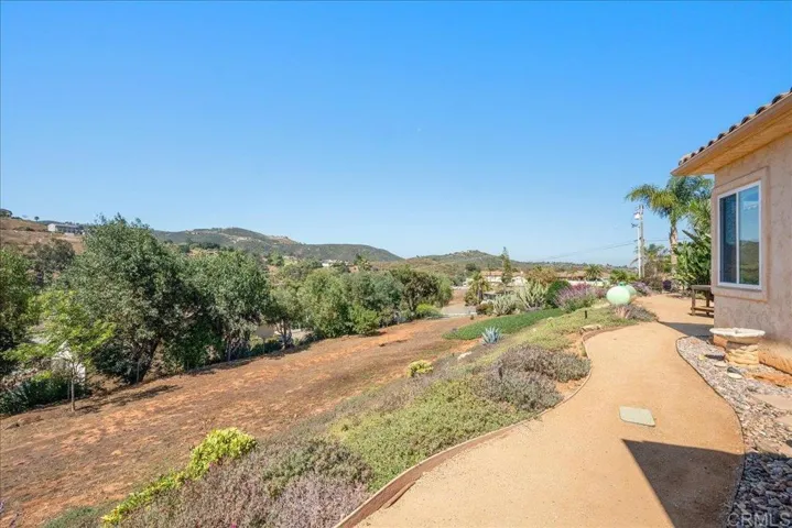 29861 Kirsten Lane, Vista, California 92084