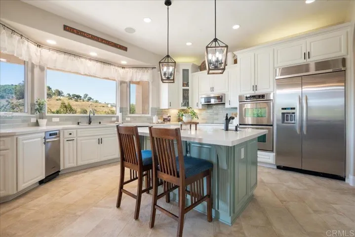 29861 Kirsten Lane, Vista, California 92084