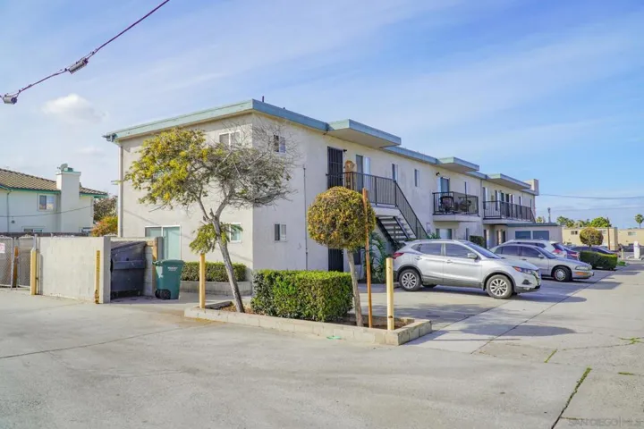 637 10th, Imperial Beach, California 91932
