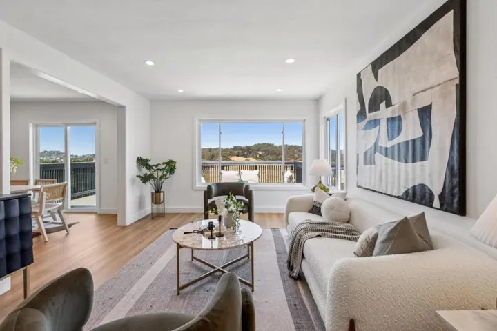 22 Chicago Way, San Francisco, California 94112