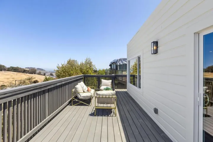 22 Chicago Way, San Francisco, California 94112