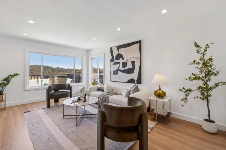 22 Chicago Way, San Francisco, California 94112