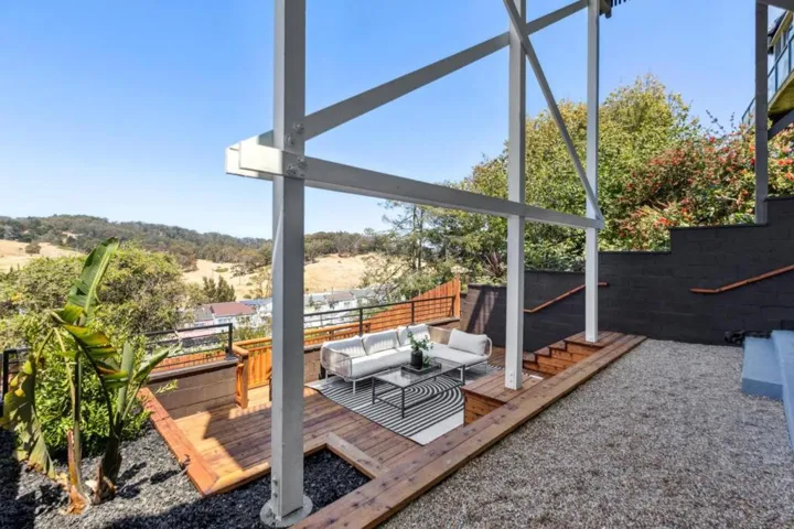22 Chicago Way, San Francisco, California 94112