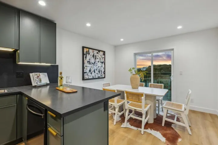 22 Chicago Way, San Francisco, California 94112