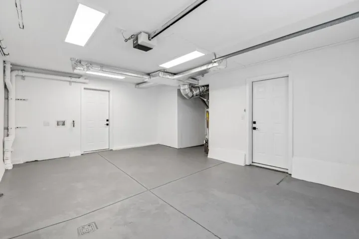 22 Chicago Way, San Francisco, California 94112
