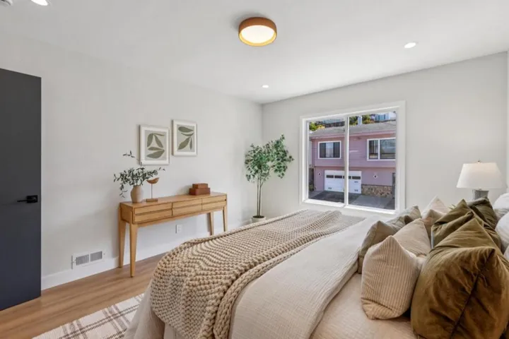 22 Chicago Way, San Francisco, California 94112