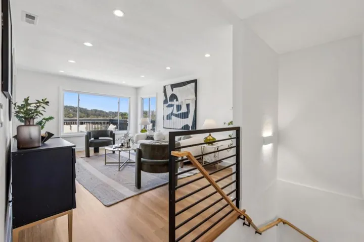 22 Chicago Way, San Francisco, California 94112