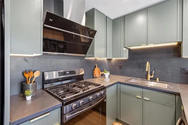 22 Chicago Way, San Francisco, California 94112