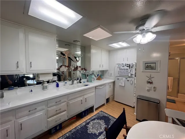 1271 Kenwood Rd. M7-#163j, Seal Beach, California 90740