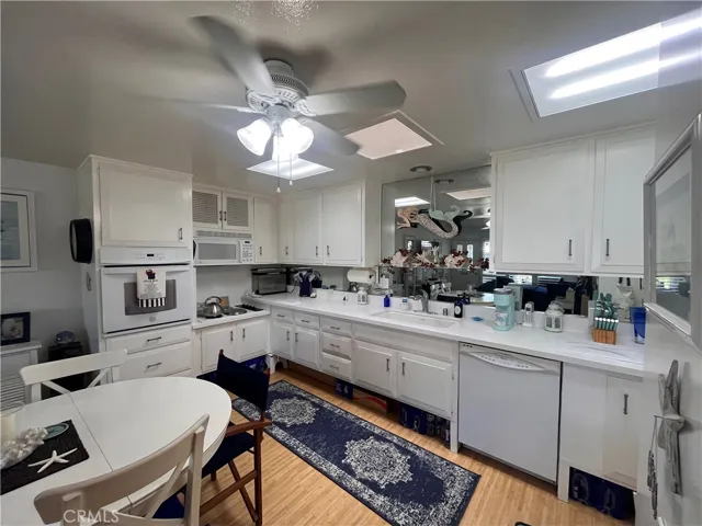 1271 Kenwood Rd. M7-#163j, Seal Beach, California 90740