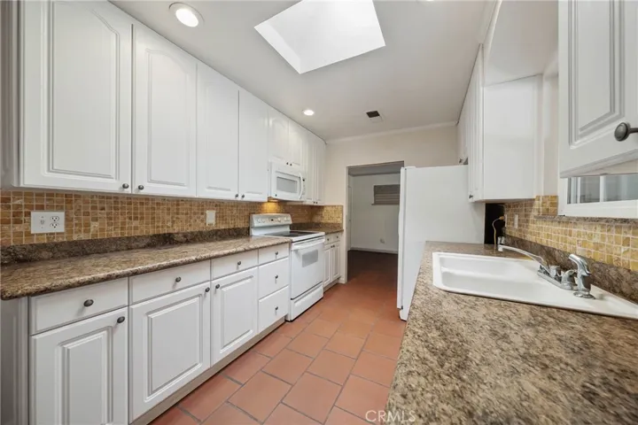 13334 Anchor, Clearlake Oaks, California 95423