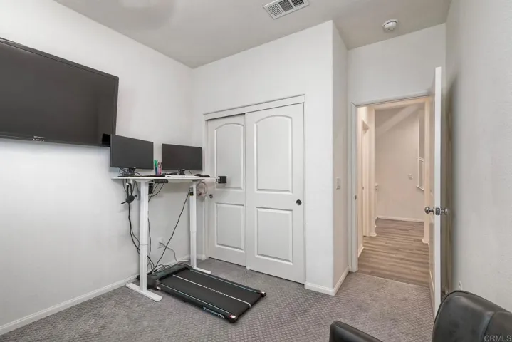 2211 Solara Lane, Vista, California 92081