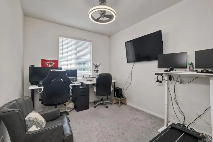 2211 Solara Lane, Vista, California 92081