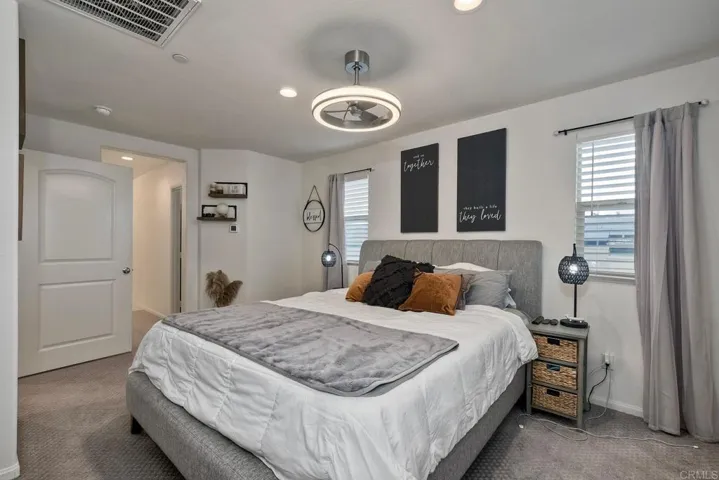 2211 Solara Lane, Vista, California 92081