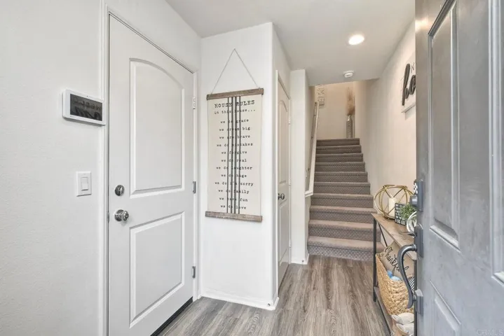 2211 Solara Lane, Vista, California 92081