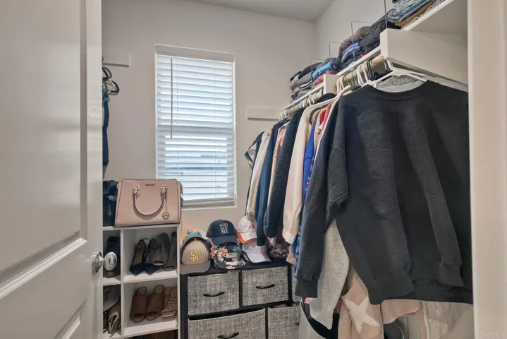2211 Solara Lane, Vista, California 92081