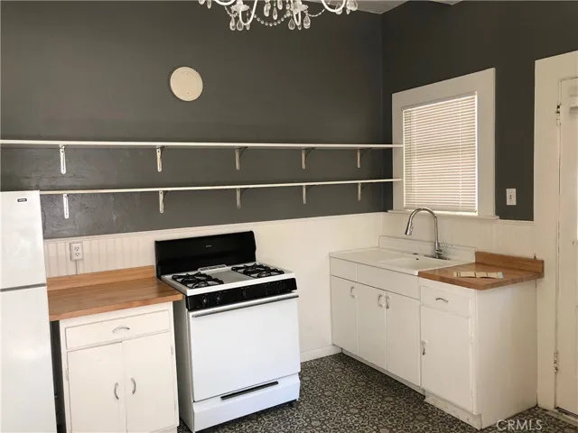 1029 Salem Street, Chico, California 95928