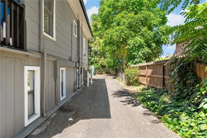 1029 Salem Street, Chico, California 95928