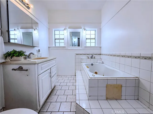 front unit bathroom 1