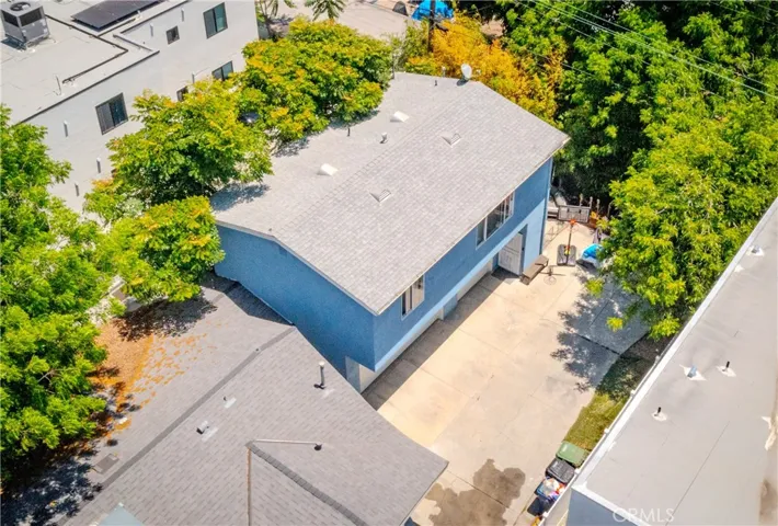 2 car garage & 1 car garage