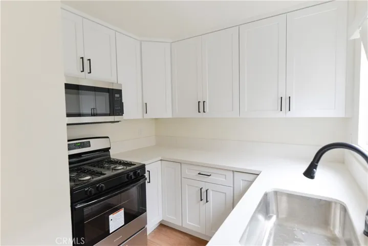 241 Avenida Pelayo 2, San Clemente, California 92672