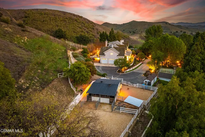 6144 Chesebro Rd Agoura Hills-236