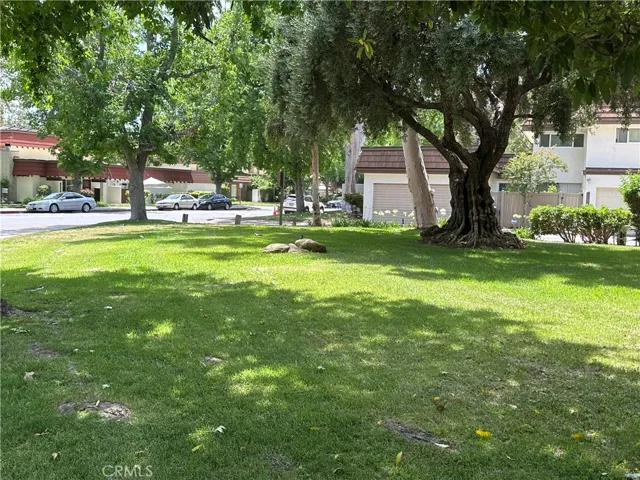 Lawn in Rockpointe