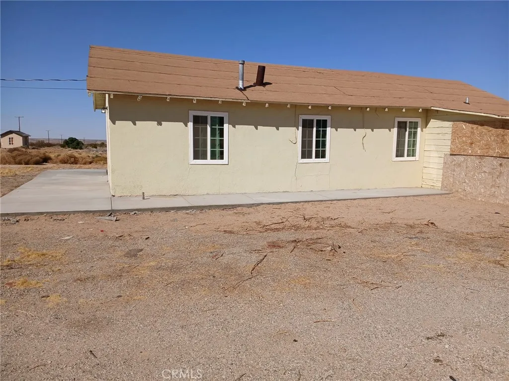 37712 210th Street E, Palmdale, California 93591 home-pic-8