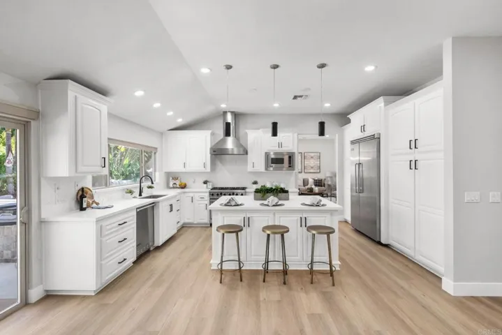 6082 Highland Avenue, Yorba Linda, California 92886
