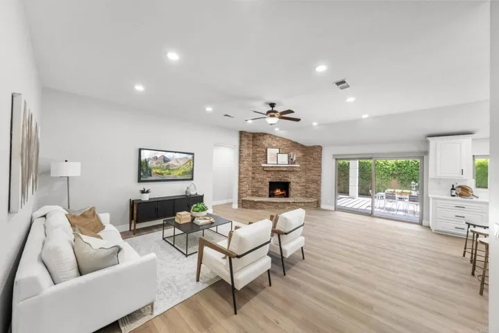 6082 Highland Avenue, Yorba Linda, California 92886
