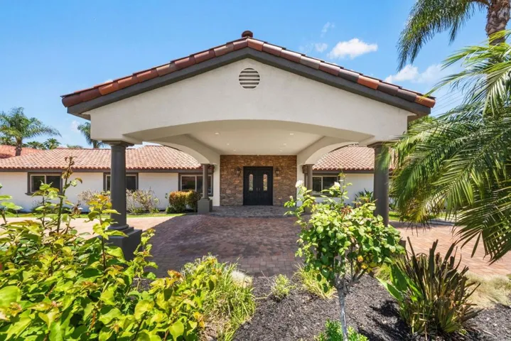6082 Highland Avenue, Yorba Linda, California 92886