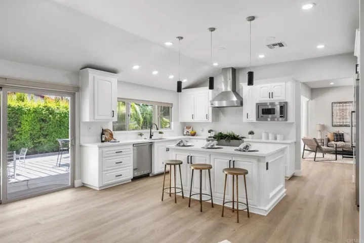6082 Highland Avenue, Yorba Linda, California 92886